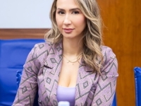 'VLADA CRNE GORE MOŽE DA UVEDE ONLY FANS': Šokantne tvrdnje Kneževića  - 'Mirjana Pajković će biti zaboravljena samo ako...'