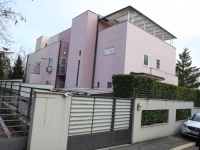 OVAKO IZGLEDA UNUTRAŠNJOST ČOLINE VILE: Una Čolić ranije fotkala svaki dio porodičnog doma na Dedinju (FOTO)