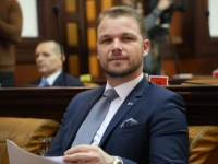 DRAŠKO STANIVUKOVIĆ IZAZVAO NOVI SKANDAL, GRAĐANI BIJESNI: 'Prava si neznalica. Kako te nije sramota?'