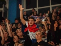 DVORANOM SE PROLAMALI NACISTIČKI POZDRAVI: Sudija Ustavnog suda BiH Marin Vukoja na Thompsonovom koncertu u Širokom Brijegu (VIDEO)