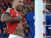 BRUTALNA PROVOKACIJA: Pogledajte šta je Otamendi pokazao ispod majice Viniciusu u dodatno ga naljutio... (VIDEO)