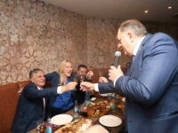 REAKCIJE NA POBJEDU SINIŠE KARANA: 'Izbori u RS-u su pijaca na kojoj se kupuje ljudska muka!'