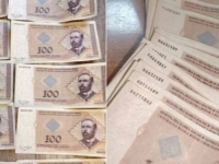 PAO NA GRANICI: Muškarac pokušao prenijeti 4.000 falsifikovanih maraka iz BiH u Srbiju
