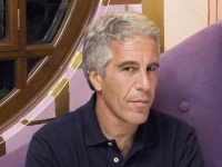 UKLONJENO HILJADE EPSTEINOVIH DOKUMENATA: Šta je navelo Ministarstvo pravde na ovaj potez?