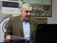 BIVŠI DIPLOMATA I PUBLICISTA FUAD ĐIDIĆ: Dok se zemlja nalazi u haosu i blokadama, otvaraju se nova poglavlja sudbine BiH