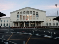 HAOS U GLAVNOM GRADU EVROPSKE ZEMLJE: Aerodrom zatvoren nakon upada sumnjivih balona