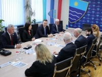 GINKEL SE SASTAO SA ČETIRI KANTONALNA PREMIJERA: Na stolu državna imovina i Južna interkonekcija