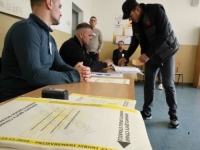 KLJUČA U DODIKOVIM LAKTAŠIMA: Napeto u RS-u, napadnut posmatrač opozicije (VIDEO)