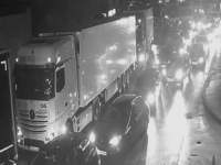 KOLAPS NA ŠEST GRANIČNIH PRIJELAZA: Duge kolone vozila čekaju da pređu granicu