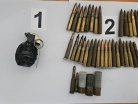 TOKOM PRETRESA KUĆE: Policija pronašla bombu i municiju