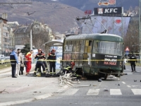 NOVI SNIMCI SA MJESTA TEŠKE TRAMVAJSKE NESREĆE: Poginula jedna osoba, a dvije povrijeđene (FOTO)