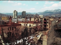 JEZIVI 'LJUDSKI SAFARI' U SARAJEVU: Žena iz Rumunije ubila deset osoba tokom opsade grada