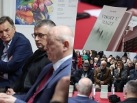 POEZIJA PAMĆENJA I DUHOVNIH VISINA: Sarajevskoj publici predstavljena knjiga 'Visovi u magli' poznatog bh. političara Harisa Silajdžića