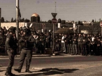 OVAKO RADI BRUTALNI IZRAELSKI REŽIM: Krenuli na džumu u Al-Aqsi, ali izraelske snage im blokirale put