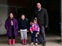 DETALJI SINOĆNJE NESREĆE: Ovo je porodica koja je povrijeđena, a njihova životna priča nije nimalo laka (VIDEO)