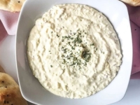 TAJNA BOSANSKE KUHINJE: Uz vruć somun idealna je topa, poklanjamo recept...