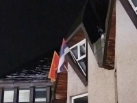 DRAMA ZBOG ISTICANJA TROBOJKE NA ZGRADU OPŠTINE: Traži se hitna reakcija inspekcije