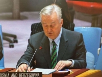 AMBASADOR ZLATKO LAGUMDŽIJA, IZ NEW YORKA: 'Svi znamo ko to radi?! Gubitnici...'