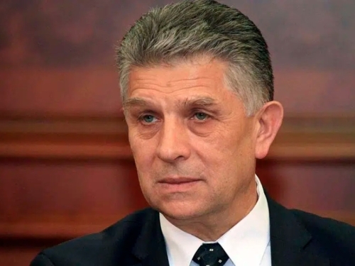 NESALOMIVI SULEJMAN: Ugljanin dobio novi mandat – na čelu SDA Sandžaka punih 36 godina