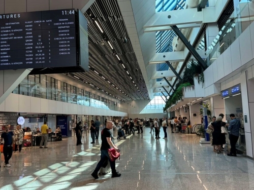 IMA POSLA KO HOĆE DA RADI: Sarajevski aerodrom zapošljava čak 152 nova radnika, evo šta se traži