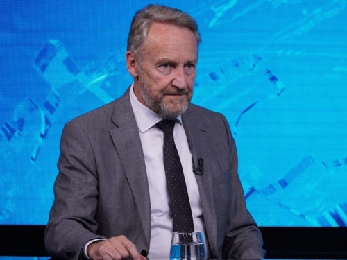 BAKIR IZETBEGOVIĆ POTVRDIO NAGAĐANJA: 'Postoji velika šansa da me SDA kandiduje na izborima'