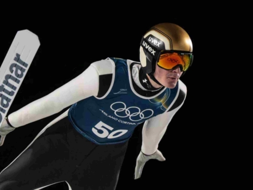 VELIKO SLAVLJE U SLOVENIJI: Maestralni Prevc osvojio novo olimpijsko zlato