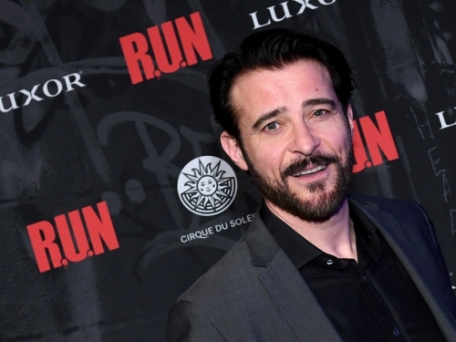 POZNATI GLUMAC U AKCIJI: 'Dosta je!'; Goran Višnjić žestoko prozvao i pozvao građane na protest  (VIDEO)