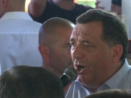 HIT NA INTERNETU: Anketa otkrila šta Dodiku daje osjećaj moći...