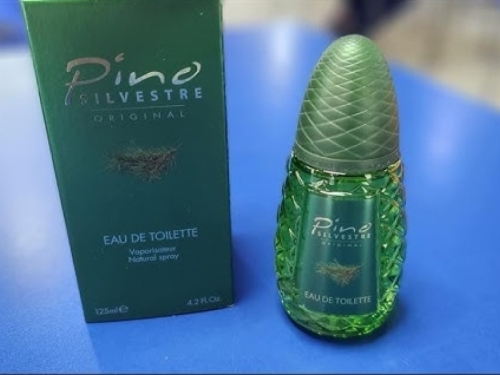 NEKAD SU GA NOSILI NAŠI OČEVI I DJEDOVI: Pogledajte koliko je danas suludo skup Pino Silvestre