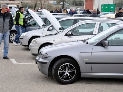 BIH KAO AUTO-OTPAD: Stižu li nam još skuplja vozila dok vozimo 'punoljetne' dizelaše?