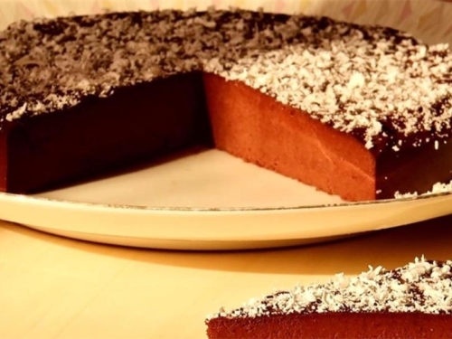 BRŽE NE MOŽE: Desert od samo dva sastojka gotov je za 10 minuta, poklanjamo recept...