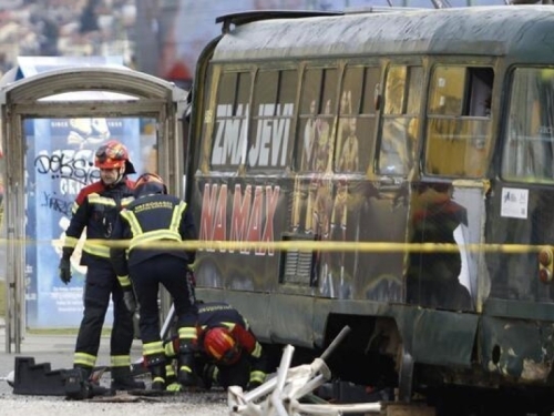 OVO SU ŠOKANTNI PODACI O TRAMVAJU SMRTI: Čak 50 puta isključivan iz saobraćaja! (VIDEO)