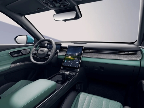 KINEZI NAPADAJU EUROPSKO TRŽIŠTE: Stiže luksuzni automobil s popularnom cijenom, konkurencija u velikim problemima...