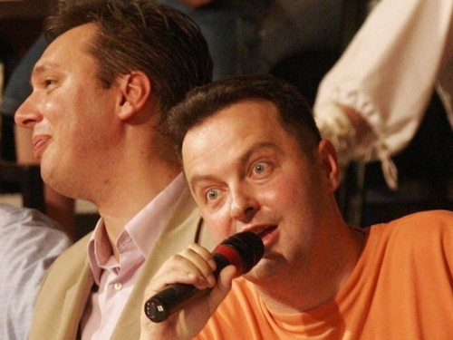 VIC DANA: Sjede u kafani Vučić i Dačić, priđe im Vulin i upita šta rade…