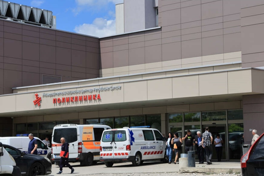 UŽAS U MANJEM BH. ENTITETU: Uprkos naporima ljekara, preminula radnica koja je jutros pala sa 5. sprata