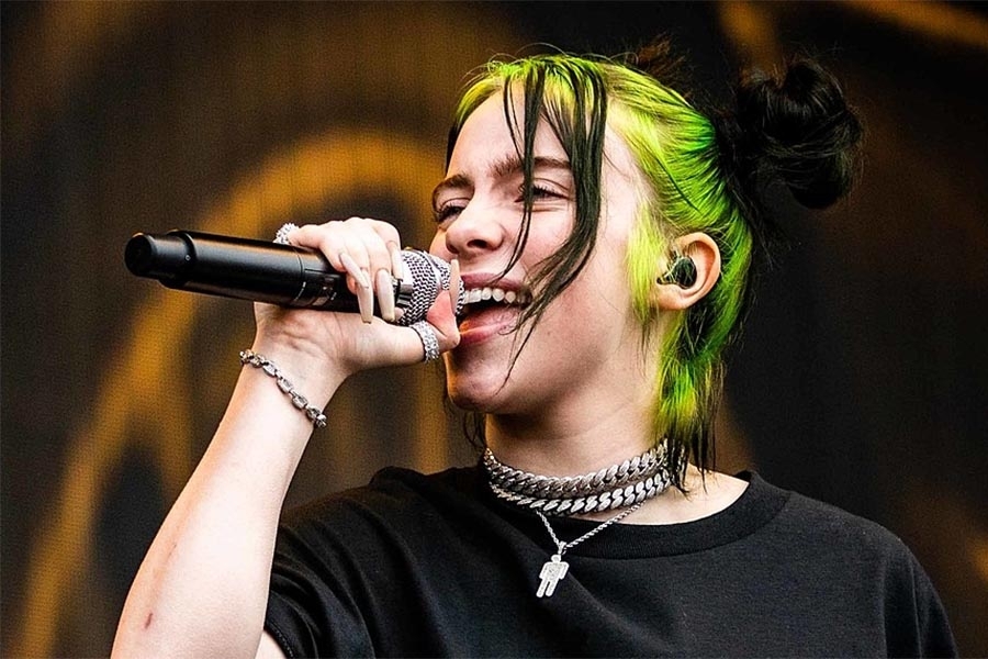 HAPŠEN ZBOG UHOĐENJA SLAVNE PJEVAČICE: Muškarac trčao pokraj pruge, poginuo u naletu voza...