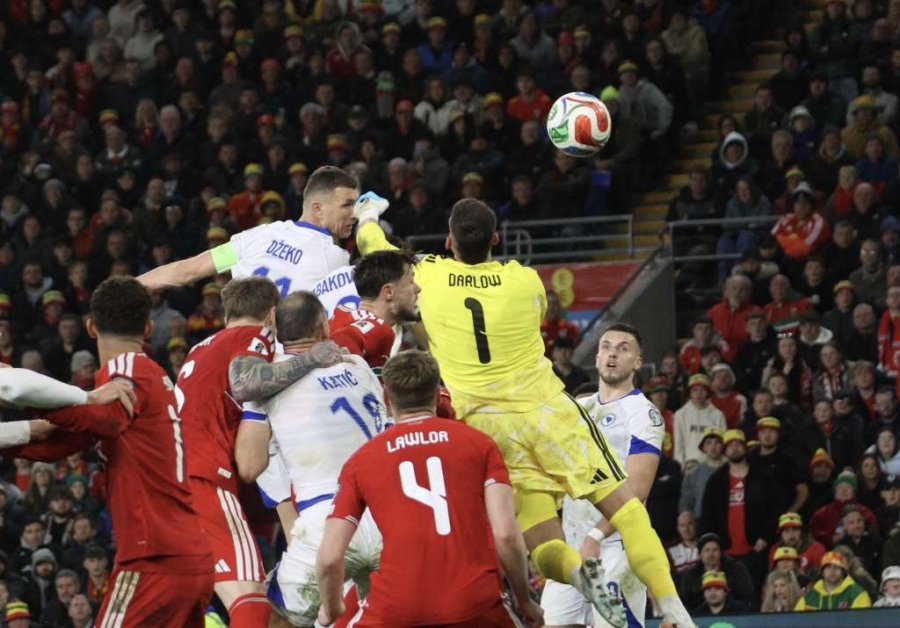 O NJEMU BRUJI ITALIJA: Nikada niko nije uspio uraditi ono što radi Edin Džeko...