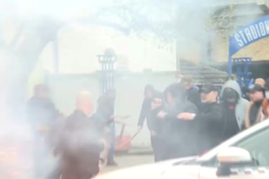 SRBIJA U HAOSU: Novinari i studenti napadnuti sjekirom, desetine povrijeđenih na lokalnim izborima u deset općina...