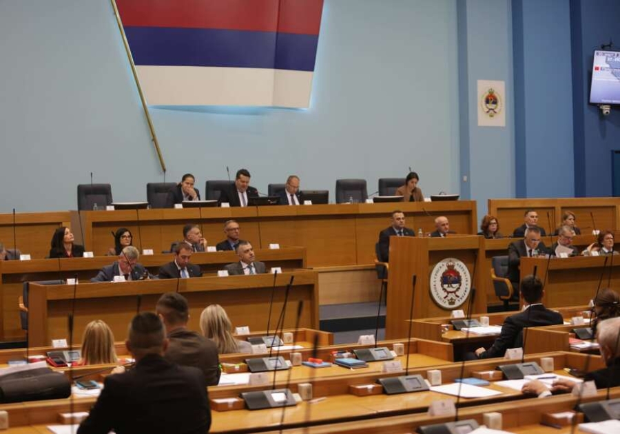 ODRŽALI POSEBNU SJEDNICU: NSRS usvojila set zakona o povećanju plata budžetskim korisnicima i zaposlenima u zdravstvu