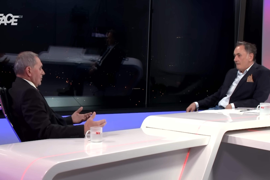 KOGA JE TO HADŽIFEJZOVIĆ UGOSTIO U PROGRAMU PRVOG DANA BAJRAMA: Sadmir Mustafić sve otkrio - 'Blagajna medžlisa bila u njegovom stanu, mešetario kurbanima, prodavao vakufsku zemlju, dopisivao se i viđao sa...!'