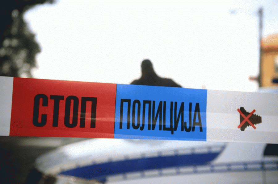 DRAMA ISPRED HOTELA 'DRINA': Izbušene gume posmatračima na izborima, policija vrši uviđaj...