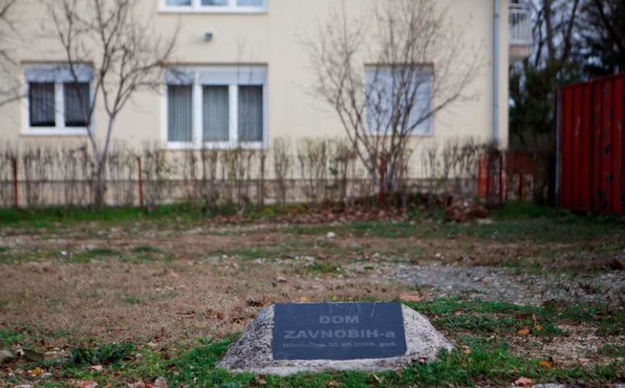 VAŽNO MJESTO KOLEKTIVNOG PAMĆENJA: Vlada USK izdvaja milion KM za obnovu zgrade ZAVNOBiH-a u Sanskom Mostu