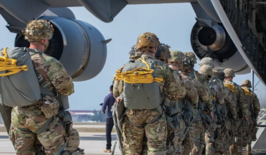 IRAN POD OPSADOM: Hiljade američkih padobranaca slijeću u zonu sukoba