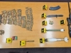 POLICIJA IZVRŠILA PRETRESE: Oduzeta sredstva za mučenje, sablja, oružje...