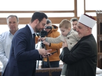 'SB' U RIJASETU IZ U BiH: Brojni gosti na tradicionalnom bajramskom čestitanju kod reisa Kavazovića (FOTO)