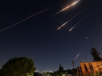 EKSPLOZIJE NAD JERUSALEMOM: Iranska vojska dronovima gađa izraelske baze i Shin Bet