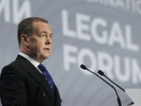 ILUZIJA AMERIČKE PROTEKCIJE: Medvedev brutalno otvorio oči arapskim zemljama – 'Malo sutra će vas zaštititi!'