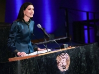 FILMSKO PLATNO ZAMJENILA GOVORNICOM: Anne Hathaway impresionirala publiku moćnim nastupom i porukom (FOTO)