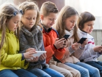 POSTAVILI DOBNU GRANICU: Evropska zemlja zabranjuje društvene mreže djeci mlađoj od 14 godina