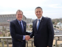 BEĆIROVIĆ SE SASTAO S KONGRESMENOM TURNEROM: BiH spremna za NATO, SAD ključni partner